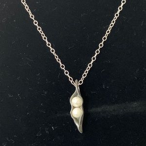 Pearls in a Pod Necklace